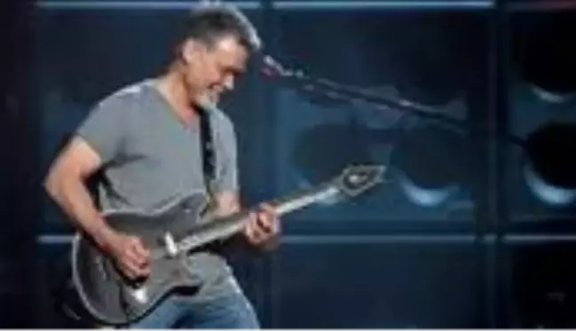 Kansere yakalanan ünlü gitarist Eddie Van Halen hayatını kaybetti