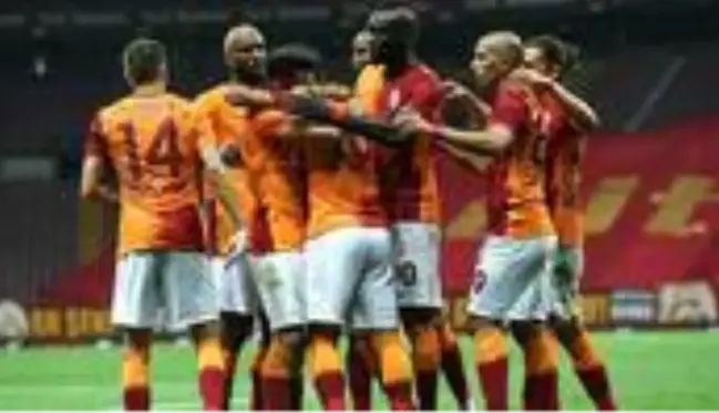 Belhanda ve Feghouli performanslarını artıramazlarsa kadro dışı kalabilirler