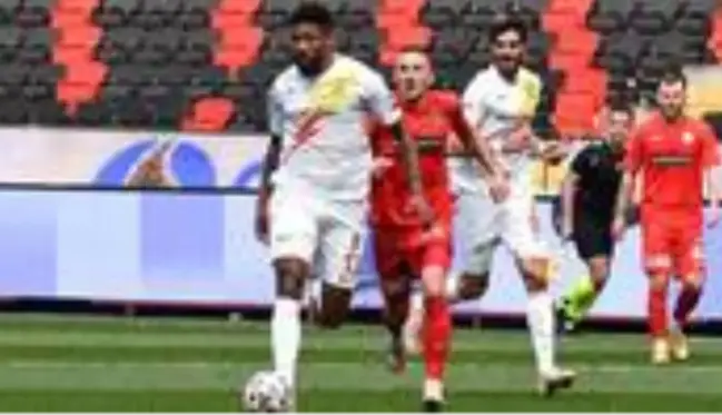 Gazintep FK, son dakikada yediği gol sonrası Yeni Malatyaspor ile 2-2 berabere kaldı