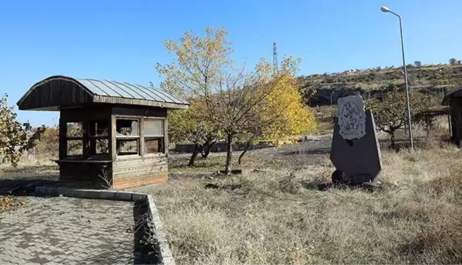 Dülük Antik Kenti'nde duvarların yazı tahtasına çevrilmesi bölge halkını isyan ettirdi: Durum içler acısı