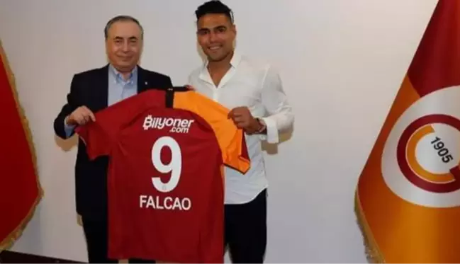 Mustafa Cengiz, Falcao için transfer ateşini yaktı: Devre arasında her şey olabilir