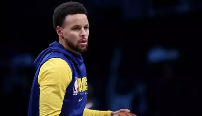 Stephen Curry, antrenmanda art arda 105 adet üç sayılık isabet buldu