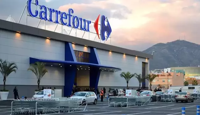 Kanadalı şirket, Carrefour'u satın almak için görüşmelere başladı