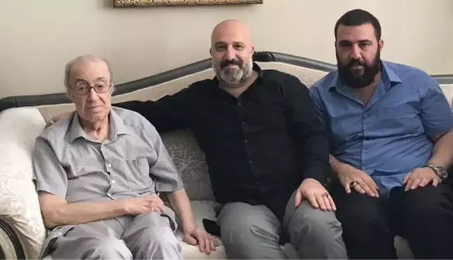 'Hayattaki en yaşlı şehzade' olarak bilinen Osmanlı Hanedan Reisi Dündar Osmanoğlu yaşamını yitirdi