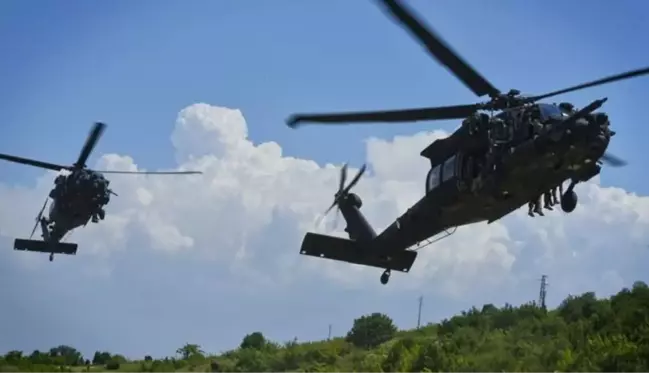 Yunanistan'dan Ege Denizi'nde ağır tahrik: ABD'ye ait 30 Black Hawk helikopteri Dedeağaç'a konuşlandırılıyor