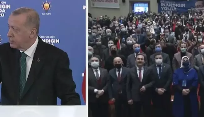 Erdoğan, salondaki sönük havayı görünce rahatsız oldu: Burada müzik yok mu?