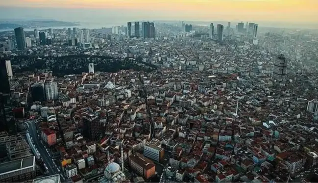 Prof. Dr. Övgün Ahmet Ercan: İstanbul'da deprem olduktan sonra 3 yıl hiç gitmeyecek, sürekli büyük artçılar göreceğiz