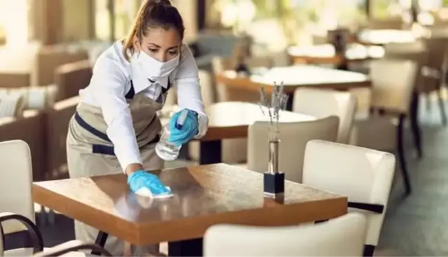 İstanbul'daki kafe ve restoranlar için ilk adım! Vali Yerlikaya, sektör yetkilileriyle görüştü