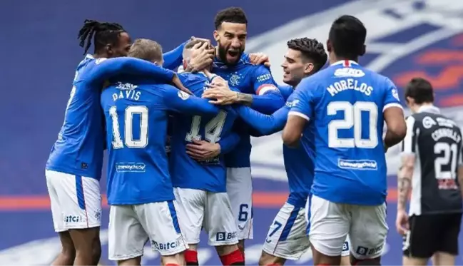 İskoçya'da Celtic hegemonyası son buldu! Rangers, 10 yıl sonra şampiyonluğa ulaştı