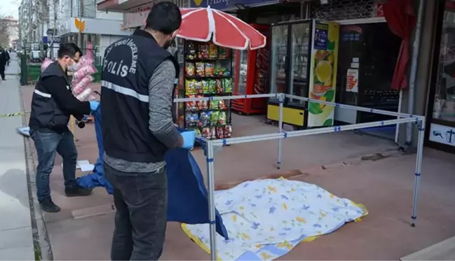 Yaşlı adam dengesini kaybederek balkondan düştü, onu kanlar içinde gören karısı baygınlık geçirdi