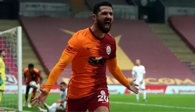 Emre Akbaba, Galatasaray'da kalabilmek için 10 milyon TL'lik indirim yaptı