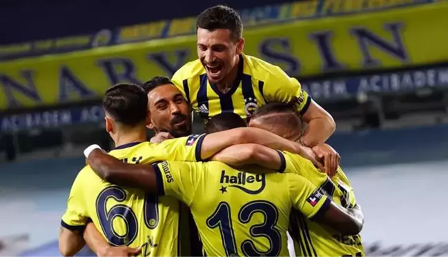 Kanarya şampiyonluk yolunda inat etti! Fenerbahçe, BB Erzurumspor'u 3-1 yendi