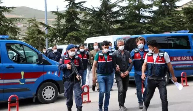 Son dakika haberleri... Niğde'de jandarma ekiplerinden uyuşturucu tacirlerine darbe: 6 gözaltı