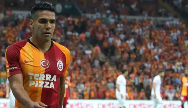 Galatasaray, Radamel Falcao'ya alıcı bulamıyor