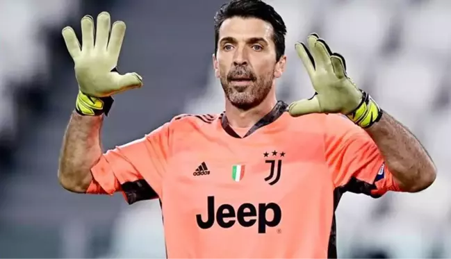 Beşiktaş, 43 yaşındaki dünyaca ünlü kaleci Buffon'a teklif yaptı