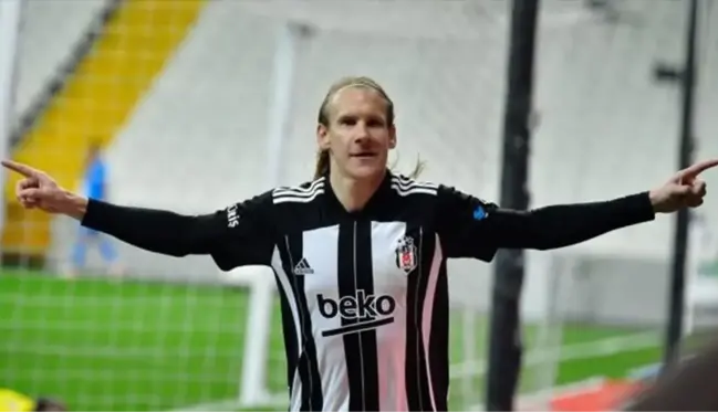 İtalya Serie A'dan 3 takım, Domagoj Vida için Beşiktaş'ın kapısını çalmaya hazırlanıyor