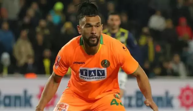 Fenerbahçe, Alanyaspor'la sözleşmesi biten Steven Caulker'la anlaşmaya vardı