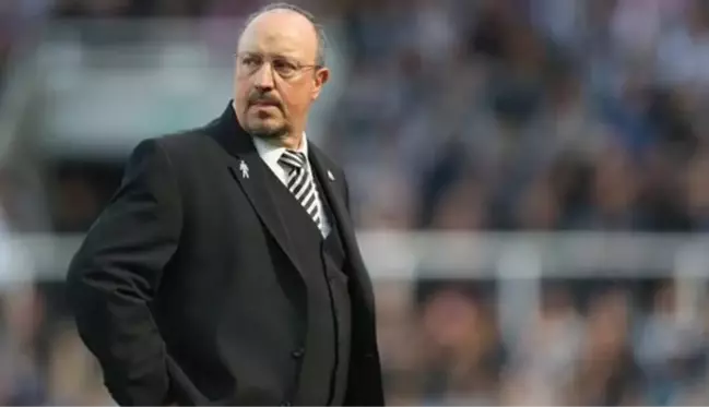 Rafael Benitez, Everton'la anlaşma sağladı ve 129 yıl sonra bir ilk gerçekleşti