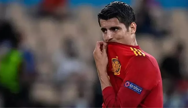 İtalya maçında penaltı kaçıran İspanyol golcü Morata'ya ölüm tehditleri yağdı! Eşi gelen mesajlara isyan etti