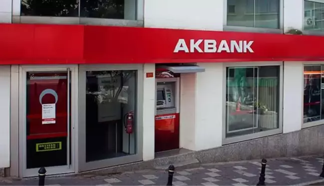 Akbank 2 gün boyunca mağdur olan müşterilerine 2 gün boyunca kesintisiz hizmet verecek