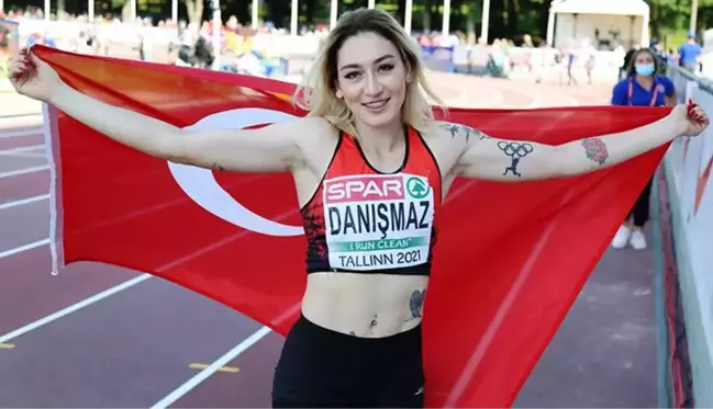 Türk spor tarihine geçen başarı! Milli atlet Tuğba Danışmaz, 23 yaş altında Avrupa şampiyonu oldu