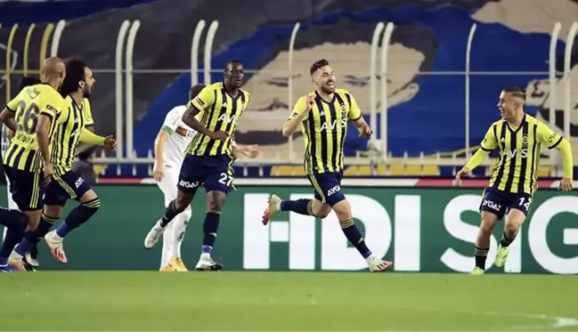 Fenerbahçe'de Sinan Gümüş ve Tisserand göz doldurdu! Artık satış listesinde değiller