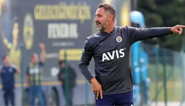 Fenerbahçe Teknik Direktörü Vitor Pereira, 5 yabancı futbolcunun biletini kesti