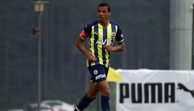 Fenerbahçe taraftarından Luiz Gustavo çılgınlığı! Kaptanlığına seçilmesi için on binlerce paylaşım yapıldı