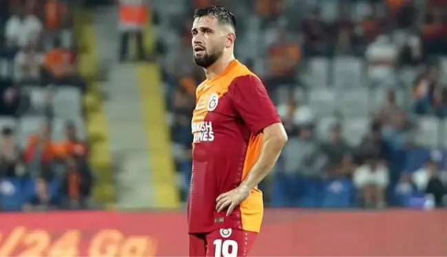 Galatasaray taraftarının kafası çok karıştı! Ömer Bayram'a bir kısım tepki gösterirken bir kısım destek verdi