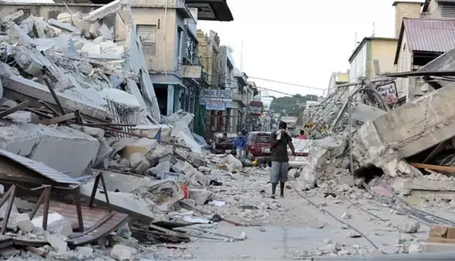 Haiti açıklarında meydana gelen depremde ölü sayısı 304'e yükseldi