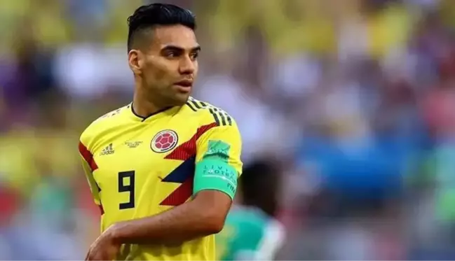 Radamel Falcao'dan herkesi şaşırtan tercih! Rayo Vallecano'da 3 numaralı formayı giyecek