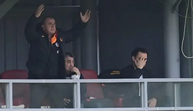 Fatih Terim'i çileden çıkaran gerginlik! Başrolde Marcao ve Alpaslan var