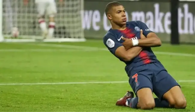 Real Madrid'de tarihi Mbappe seferberliği! Fransız yıldız için takımın yarısı gönderiliyor