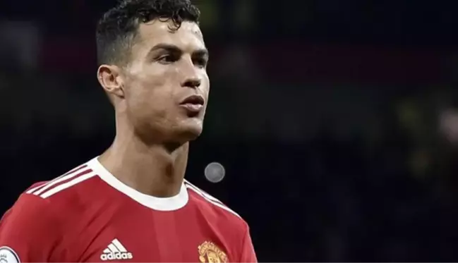 Ronaldo'nun ayrılık kararı Manchester United'ı derinden salladı