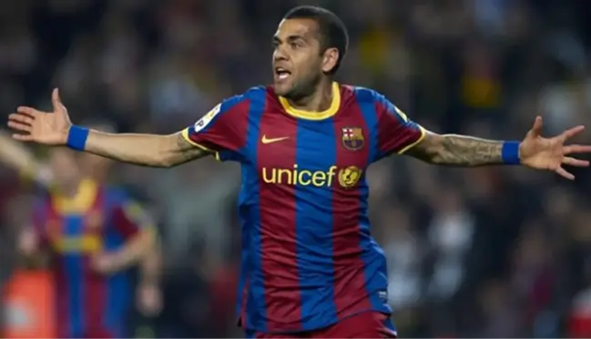 Xavi gelince işler değişti! Dani Alves'in Barcelona'ya dönme talebi kabul edildi