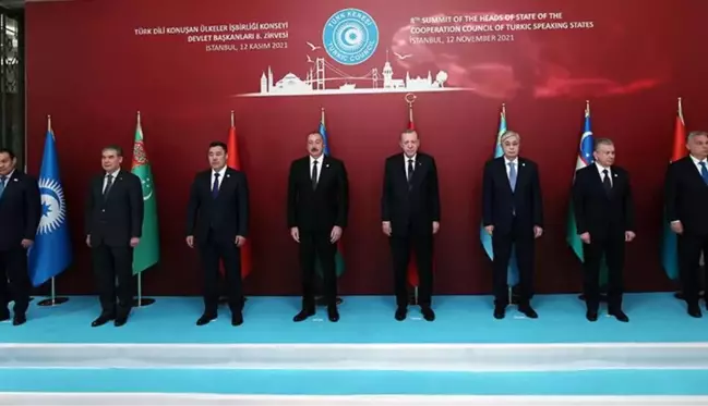 Erdoğan'dan Türk dünyasına dikkat çeken mesaj: Güneşin yeniden doğudan doğmaya başlayacağı vakitler yakındır