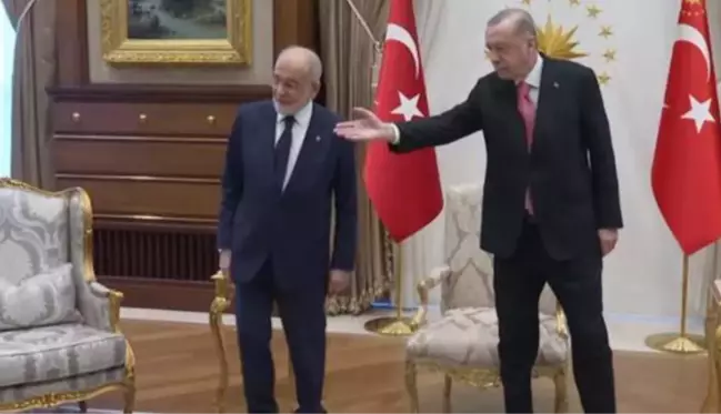 Erdoğan ve Karamollaoğlu görüşmesine damga vuran koltuk kriziyle ilgili dikkat çeken iddia: 27 yıl öncesine dayanıyor