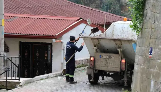 Temizlik işçisinden örnek davranış