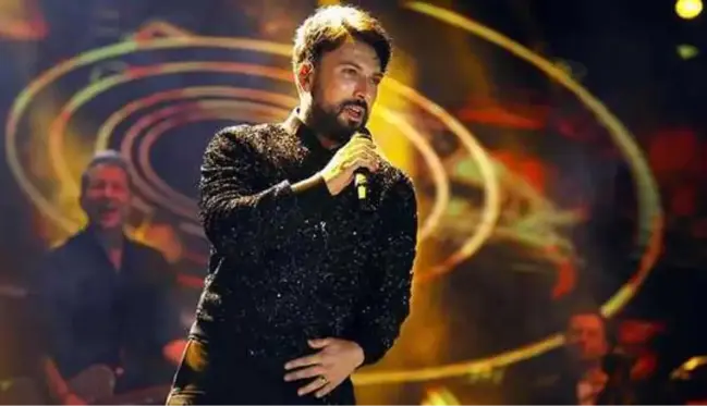 Yılbaşı onun gecesi oldu! Megastar Tarkan, iki ilki birden yaşadı