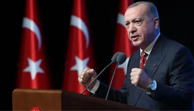 Azerbaycan'dan Cumhurbaşkanı Erdoğan'a övgü dolu sözler: Kazandığımız savaşta gösterdiği cesaret çok önemliydi