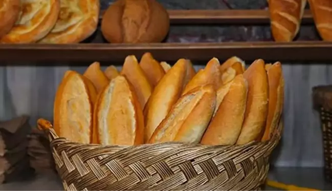 İstanbul'da Halk Ekmek'ten sonra fırın ekmeğine de zam geldi! İşte yeni tarife