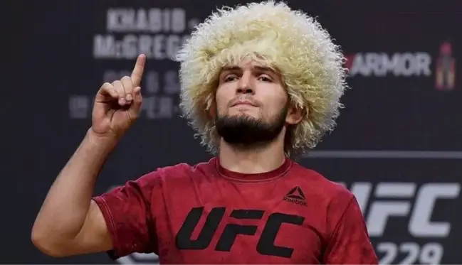 Khabib'in savaş umurunda değil! Dünyaca ünlü dövüşçüye tepkiler çığ gibi