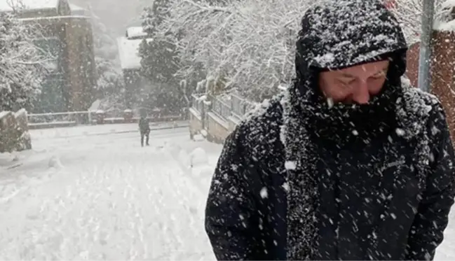 35 yıl sonra bir ilk yaşanacak! Aybar kar fırtınası perşembe günü İstanbul'u da vuracak