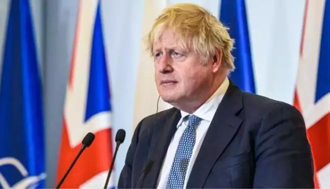 İngiltere Başbakanı Boris Johnson, Ukraynalıların ülkeye kontrolsüz giremeyeceğini söyledi