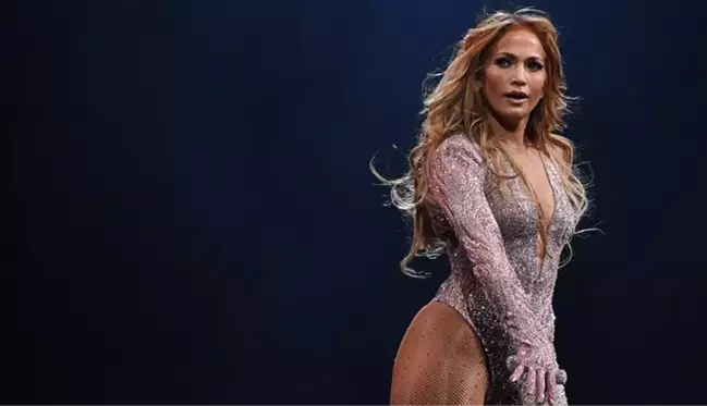 52 yaşındaki Jennifer Lopez'in makyajsız hali görenleri şaşırttı