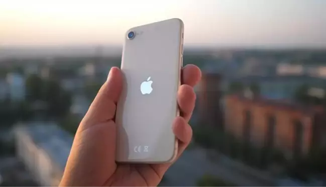 Apple, yeni iPhone SE modelini tanıttı! İşte Türkiye fiyatı