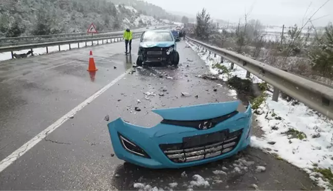 Bilecik'te 5 aracın karıştığı zincirleme trafik kazasında 1 kişi öldü, 7 kişi yaralandı