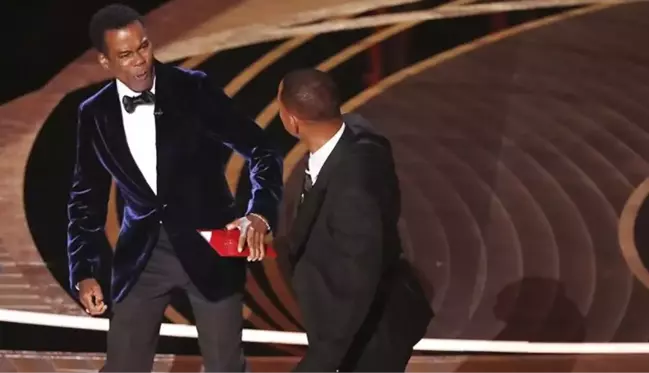 Oscar töreninde sunucu Rock'ı tokatlayan Will Smith özür diledi