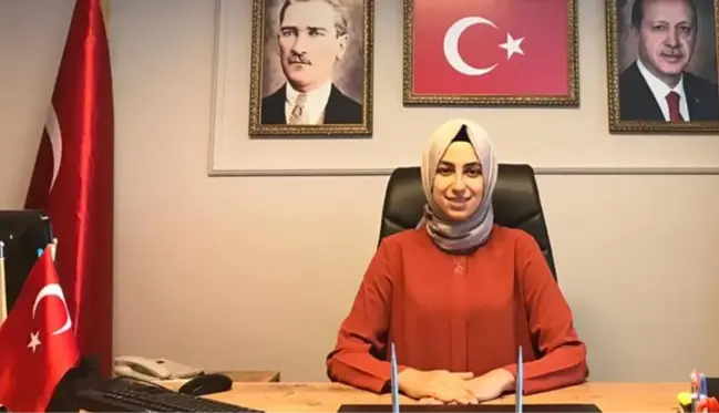 AK Parti'den zehir zemberek sözlerle istifa eden Amine Cansu Kaba, Davutoğlu'nun partisine göz kırpıyor