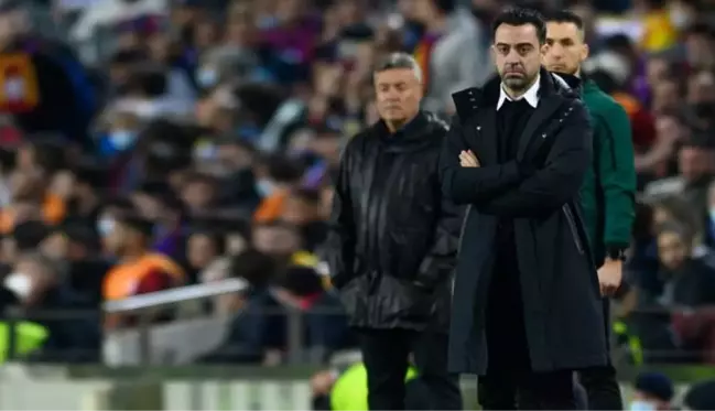 İstanbul'da gördüklerini unutamıyor! Barcelona'nın hocası Xavi'den canlı yayında Galatasaray itirafı